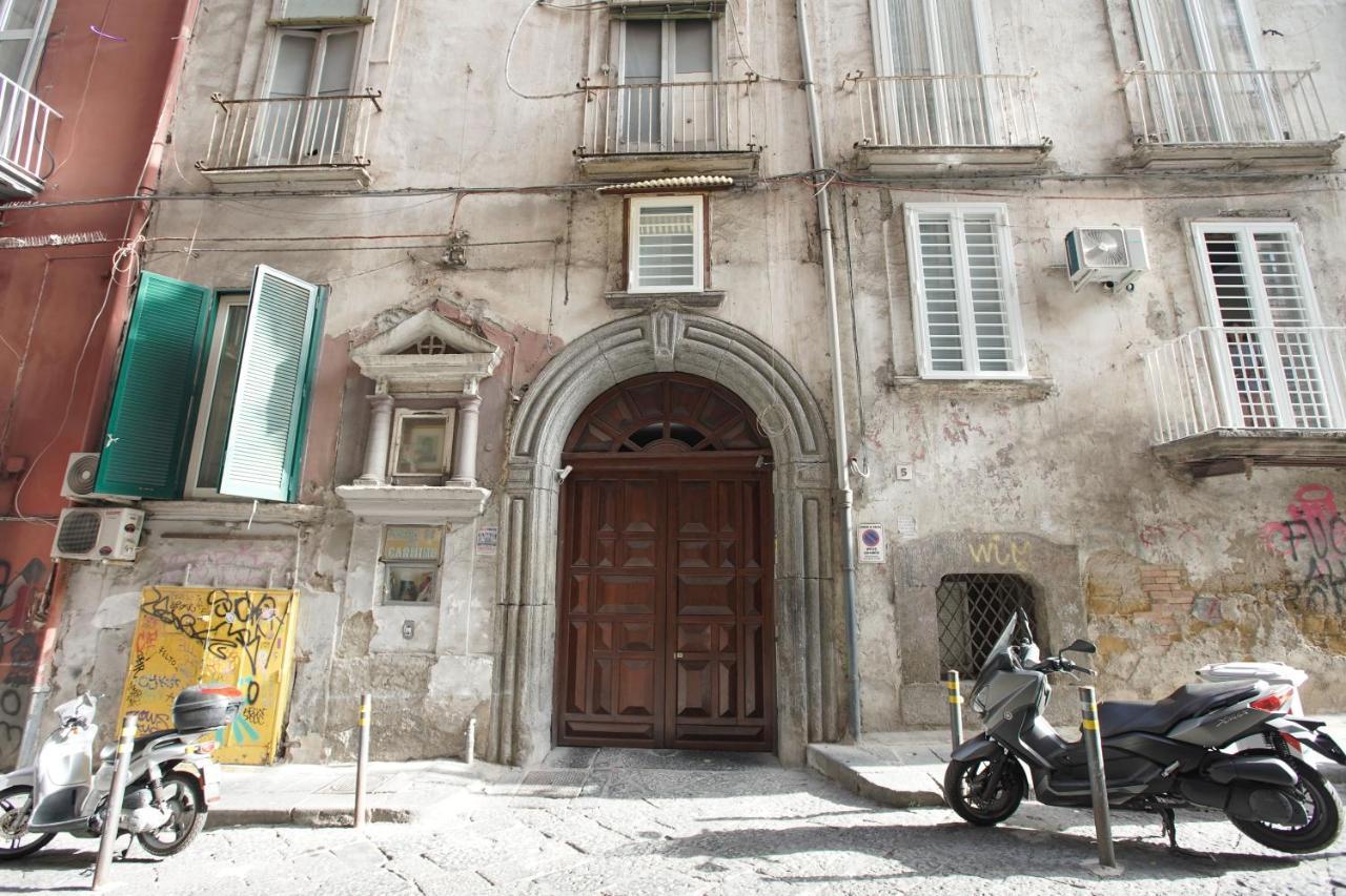 Отель Cartoline Di Napoli Экстерьер фото
