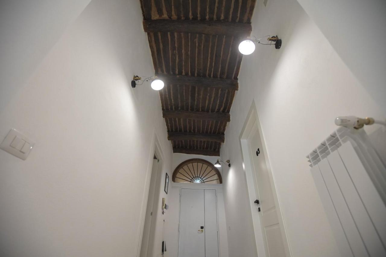 Отель Cartoline Di Napoli Экстерьер фото
